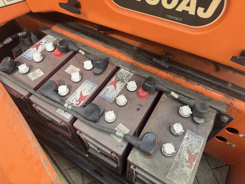 Zglobni krak JLG M450AJ Knikarmhoogwerker / Arbeitsbuhne / Articulating Boom lift 15,5M Werkhoogte Hybride 2014: slika Zglobni krak JLG M450AJ Knikarmhoogwerker / Arbeitsbuhne / Articulating Boom lift 15,5M Werkhoogte Hybride 2014