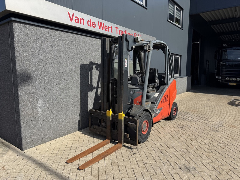 Linde H30D-02 Triplo 465 Freelift / Sideshift / VW Diesel 2014 - Diesel viličar: slika Linde H30D-02 Triplo 465 Freelift / Sideshift / VW Diesel 2014 - Diesel viličar Linde H30D-02 Triplo 465 Freelift / Sideshift / VW Diesel 2014 - Diesel viličar: slika Linde H30D-02 Triplo 465 Freelift / Sideshift / VW Diesel 2014 - Diesel viličar