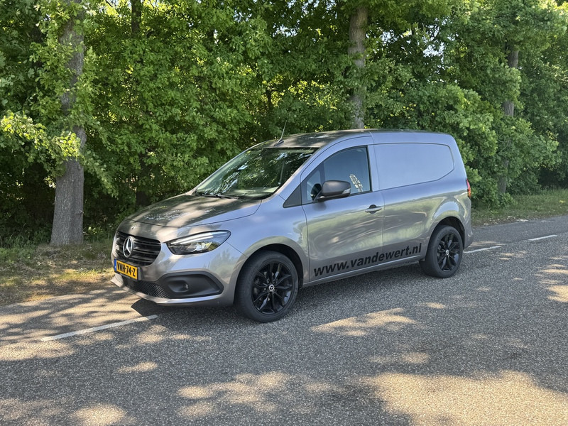 Mercedes-Benz Citan 110 CDI - Dostavno vozilo sa zatvorenim sandukom: slika Mercedes-Benz Citan 110 CDI - Dostavno vozilo sa zatvorenim sandukom Mercedes-Benz Citan 110 CDI - Dostavno vozilo sa zatvorenim sandukom: slika Mercedes-Benz Citan 110 CDI - Dostavno vozilo sa zatvorenim sandukom