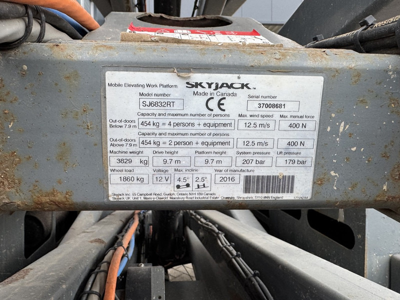 Škarasta podizna platforma Skyjack SJ 6832RT Schaarhoogwerker / Scissor / Arbeitsbuhne 2016 4X4 Kubota Diesel 12M Werkhoogte: slika Škarasta podizna platforma Skyjack SJ 6832RT Schaarhoogwerker / Scissor / Arbeitsbuhne 2016 4X4 Kubota Diesel 12M Werkhoogte Škarasta podizna platforma Skyjack SJ 6832RT Schaarhoogwerker / Scissor / Arbeitsbuhne 2016 4X4 Kubota Diesel 12M Werkhoogte: slika Škarasta podizna platforma Skyjack SJ 6832RT Schaarhoogwerker / Scissor / Arbeitsbuhne 2016 4X4 Kubota Diesel 12M Werkhoogte