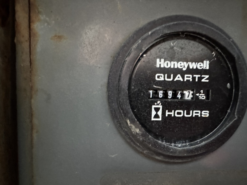 Škarasta podizna platforma Skyjack SJ 6832RT Schaarhoogwerker / Scissor / Arbeitsbuhne 2016 4X4 Kubota Diesel 12M Werkhoogte: slika Škarasta podizna platforma Skyjack SJ 6832RT Schaarhoogwerker / Scissor / Arbeitsbuhne 2016 4X4 Kubota Diesel 12M Werkhoogte Škarasta podizna platforma Skyjack SJ 6832RT Schaarhoogwerker / Scissor / Arbeitsbuhne 2016 4X4 Kubota Diesel 12M Werkhoogte: slika Škarasta podizna platforma Skyjack SJ 6832RT Schaarhoogwerker / Scissor / Arbeitsbuhne 2016 4X4 Kubota Diesel 12M Werkhoogte