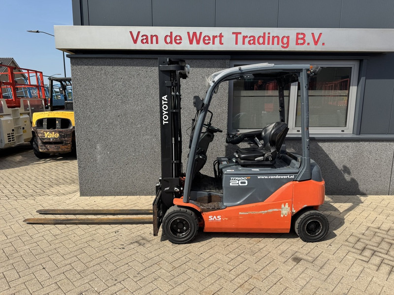 Toyota 8FBM20T Triplo 470 Freelift / Sideshift Elektrisch 2017 6560Hours - Električni viličar: slika Toyota 8FBM20T Triplo 470 Freelift / Sideshift Elektrisch 2017 6560Hours - Električni viličar Toyota 8FBM20T Triplo 470 Freelift / Sideshift Elektrisch 2017 6560Hours - Električni viličar: slika Toyota 8FBM20T Triplo 470 Freelift / Sideshift Elektrisch 2017 6560Hours - Električni viličar