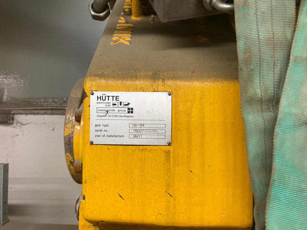 Hütte HG 24 rotary head - Platforma za bušenje: slika Hütte HG 24 rotary head - Platforma za bušenje Hütte HG 24 rotary head - Platforma za bušenje: slika Hütte HG 24 rotary head - Platforma za bušenje