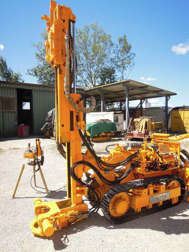 Klemm MR 701 - Platforma za bušenje: slika Klemm MR 701 - Platforma za bušenje Klemm MR 701 - Platforma za bušenje: slika Klemm MR 701 - Platforma za bušenje