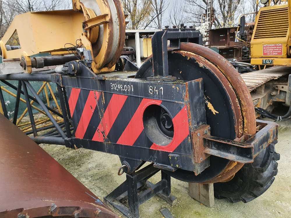 Liebherr - Dizalica gusjeničar: slika Liebherr - Dizalica gusjeničar Liebherr - Dizalica gusjeničar: slika Liebherr - Dizalica gusjeničar