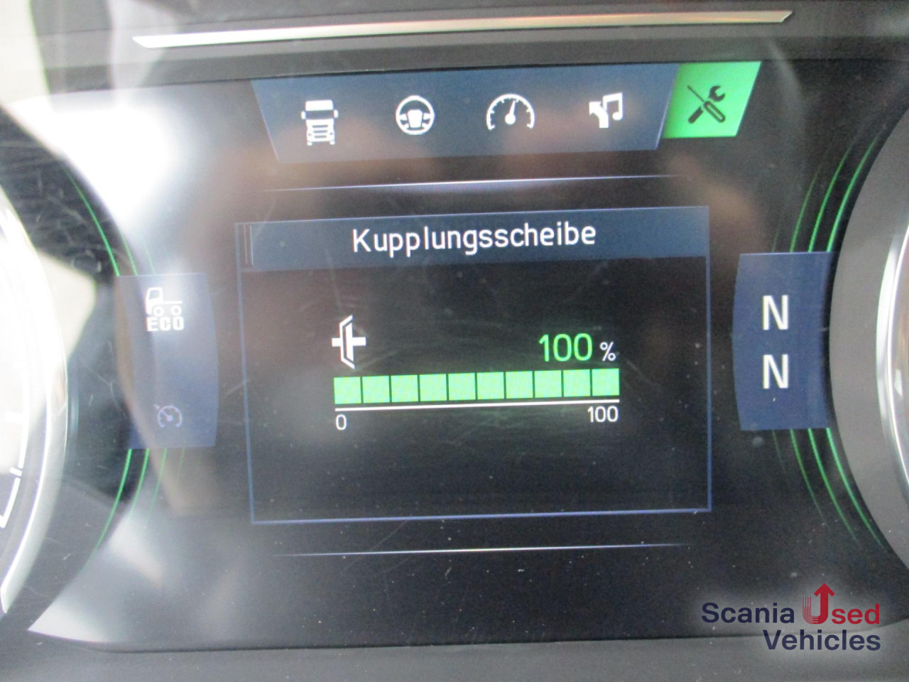 SCANIA P 370 B4x4HA Koffer mit Lbw. - Kamion sandučar: slika SCANIA P 370 B4x4HA Koffer mit Lbw. - Kamion sandučar SCANIA P 370 B4x4HA Koffer mit Lbw. - Kamion sandučar: slika SCANIA P 370 B4x4HA Koffer mit Lbw. - Kamion sandučar