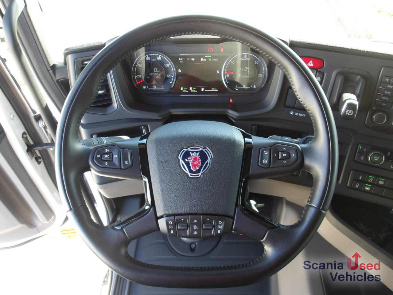 SCANIA R 460 A4x2NA - Tegljač: slika SCANIA R 460 A4x2NA - Tegljač SCANIA R 460 A4x2NA - Tegljač: slika SCANIA R 460 A4x2NA - Tegljač