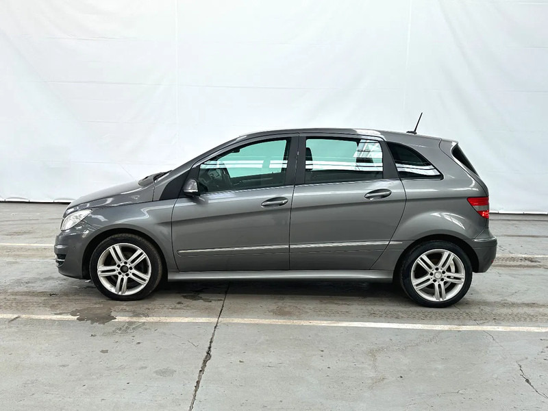 Mercedes-Benz B-Klasse 180 CDI - Limuzina: slika Mercedes-Benz B-Klasse 180 CDI - Limuzina Mercedes-Benz B-Klasse 180 CDI - Limuzina: slika Mercedes-Benz B-Klasse 180 CDI - Limuzina