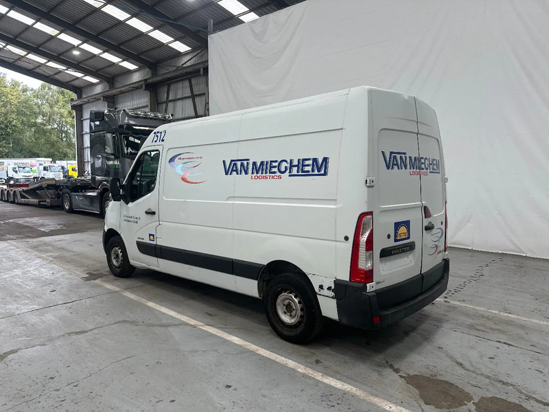 Renault Master 2.3 - Furgon: slika Renault Master 2.3 - Furgon Renault Master 2.3 - Furgon: slika Renault Master 2.3 - Furgon
