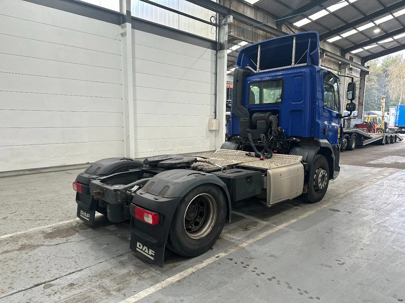 DAF CF 330 - Tegljač: slika DAF CF 330 - Tegljač DAF CF 330 - Tegljač: slika DAF CF 330 - Tegljač
