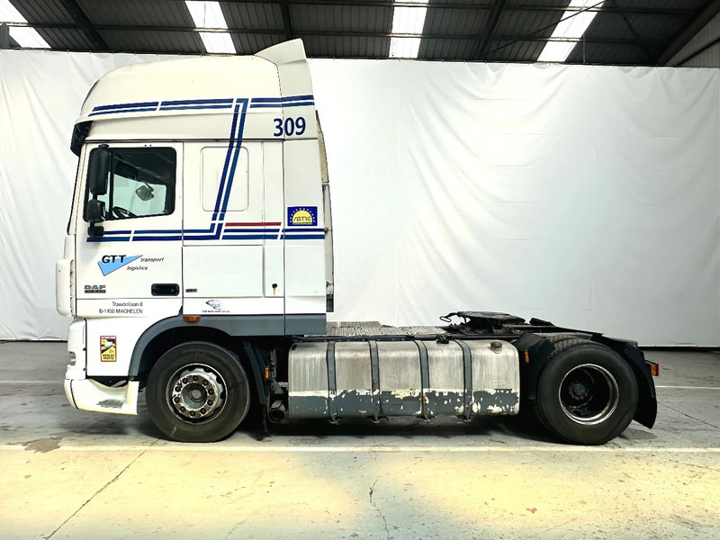 DAF XF 105.410 Superspacecab - Tegljač: slika DAF XF 105.410 Superspacecab - Tegljač DAF XF 105.410 Superspacecab - Tegljač: slika DAF XF 105.410 Superspacecab - Tegljač