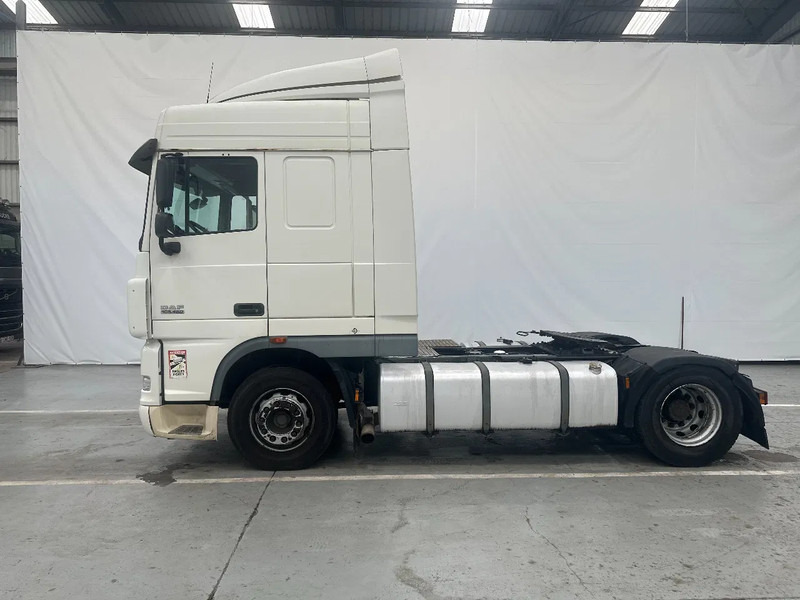 DAF XF 105.460 Spacecab EURO 5 - Tegljač: slika DAF XF 105.460 Spacecab EURO 5 - Tegljač DAF XF 105.460 Spacecab EURO 5 - Tegljač: slika DAF XF 105.460 Spacecab EURO 5 - Tegljač