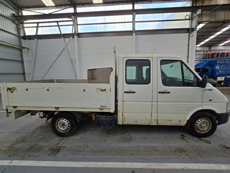 Volkswagen Lt 35 / 124.810km - Dostavno vozilo s ravnom platformom: slika Volkswagen Lt 35 / 124.810km - Dostavno vozilo s ravnom platformom Volkswagen Lt 35 / 124.810km - Dostavno vozilo s ravnom platformom: slika Volkswagen Lt 35 / 124.810km - Dostavno vozilo s ravnom platformom