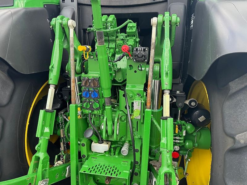 John Deere 6R155 AP 50KM COMMAND-PRO 2023 1190 UUR!!! - Traktor: slika John Deere 6R155 AP 50KM COMMAND-PRO 2023 1190 UUR!!! - Traktor John Deere 6R155 AP 50KM COMMAND-PRO 2023 1190 UUR!!! - Traktor: slika John Deere 6R155 AP 50KM COMMAND-PRO 2023 1190 UUR!!! - Traktor