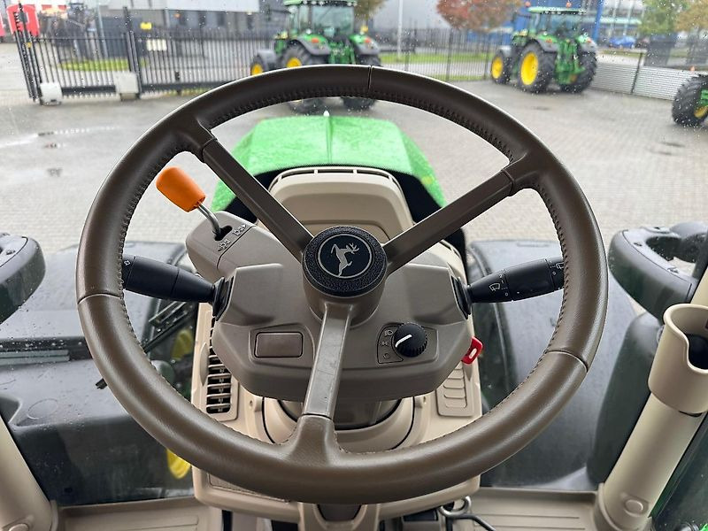 Traktor John Deere 6R175 AP 50KM COMMAND-PRO G5-PLUS 2024 705 UUR!!!: slika Traktor John Deere 6R175 AP 50KM COMMAND-PRO G5-PLUS 2024 705 UUR!!!