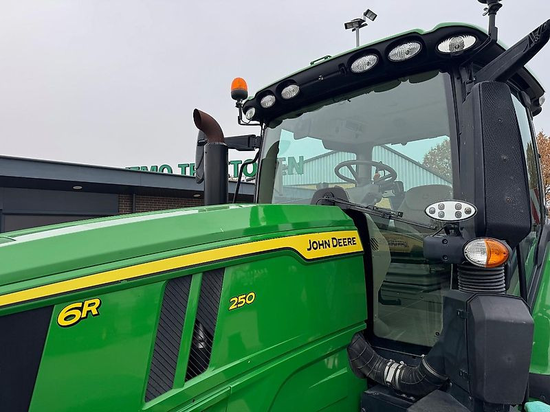 Zakup  John Deere 6R250 AP 50KM COMMAND-PRO FH+FA 2022 2800 UUR!!! John Deere 6R250 AP 50KM COMMAND-PRO FH+FA 2022 2800 UUR!!!: slika Zakup  John Deere 6R250 AP 50KM COMMAND-PRO FH+FA 2022 2800 UUR!!! John Deere 6R250 AP 50KM COMMAND-PRO FH+FA 2022 2800 UUR!!!