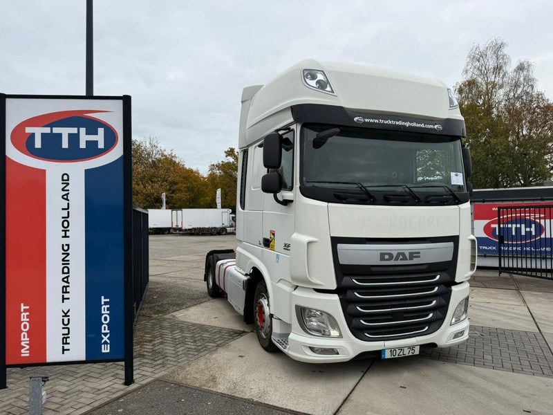 DAF XF460 SuperSpaceCab Intarder 2x fueltank - Tegljač: slika DAF XF460 SuperSpaceCab Intarder 2x fueltank - Tegljač DAF XF460 SuperSpaceCab Intarder 2x fueltank - Tegljač: slika DAF XF460 SuperSpaceCab Intarder 2x fueltank - Tegljač