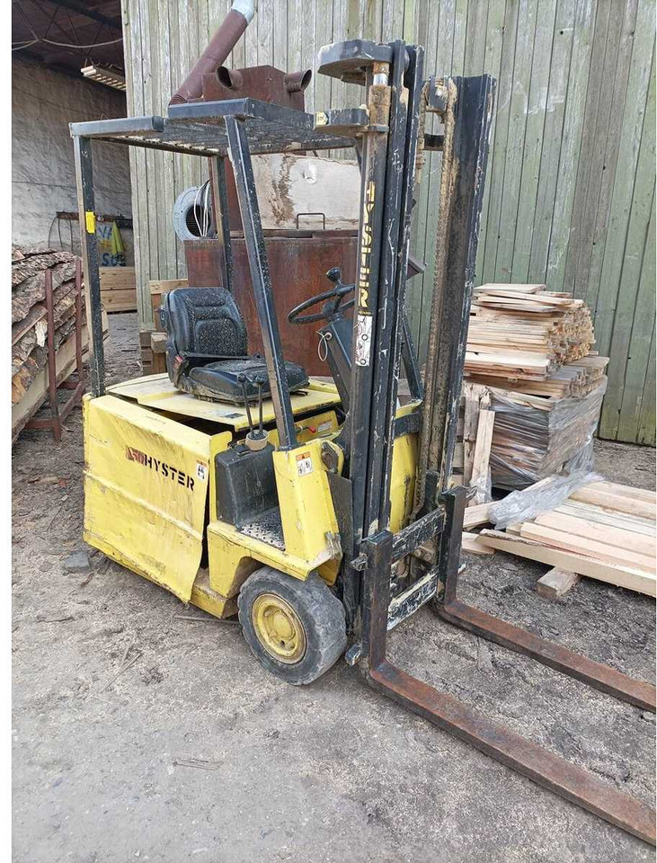 1994 HYSTER A1.50XL FORKLIFT TRUCK - Viličar: slika 1994 HYSTER A1.50XL FORKLIFT TRUCK - Viličar 1994 HYSTER A1.50XL FORKLIFT TRUCK - Viličar: slika 1994 HYSTER A1.50XL FORKLIFT TRUCK - Viličar