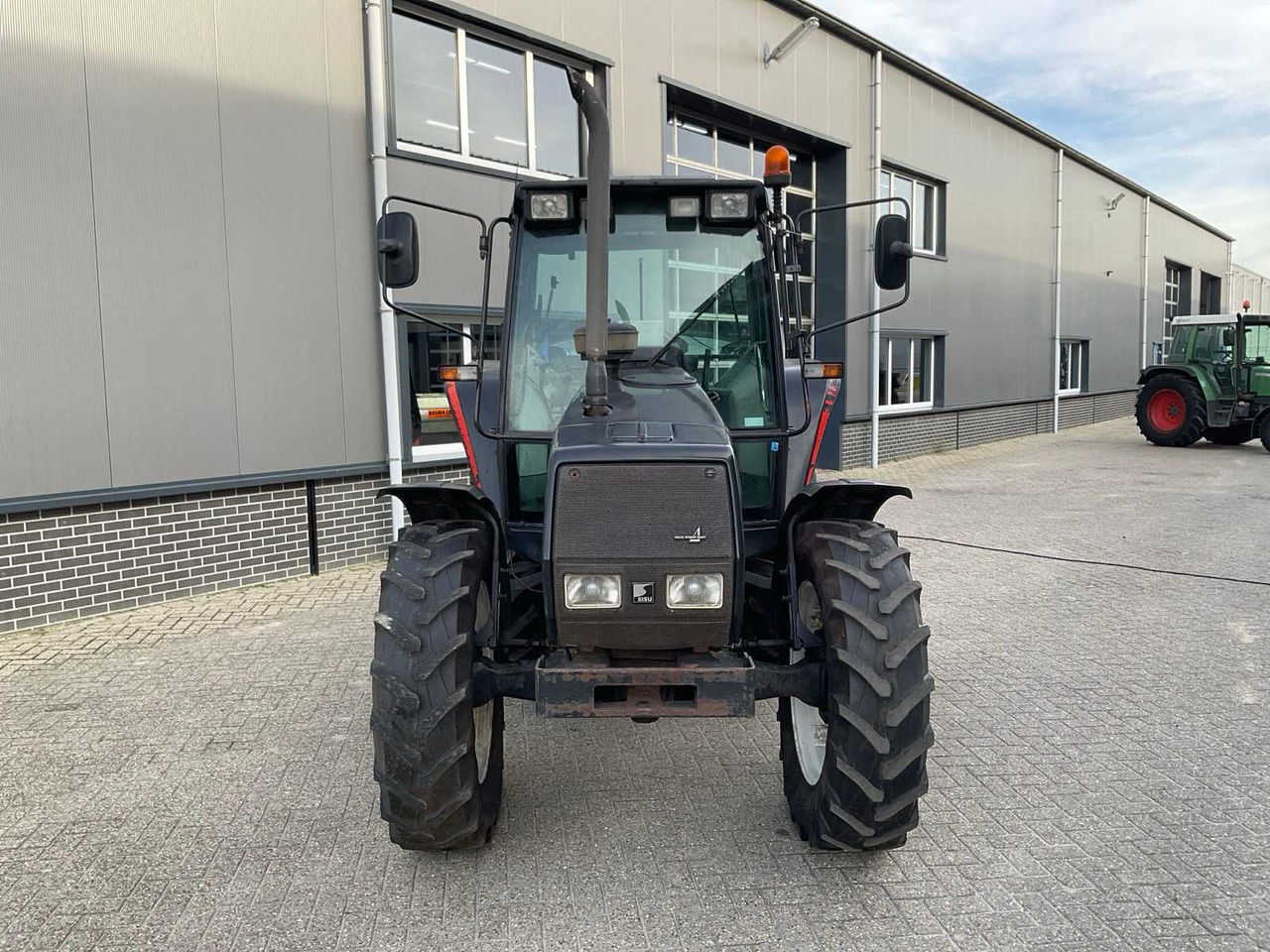 1996 VALMET 6400 HI-TROL ALL-WHEEL DRIVE FARM TRACTOR - Traktor: slika 1996 VALMET 6400 HI-TROL ALL-WHEEL DRIVE FARM TRACTOR - Traktor 1996 VALMET 6400 HI-TROL ALL-WHEEL DRIVE FARM TRACTOR - Traktor: slika 1996 VALMET 6400 HI-TROL ALL-WHEEL DRIVE FARM TRACTOR - Traktor