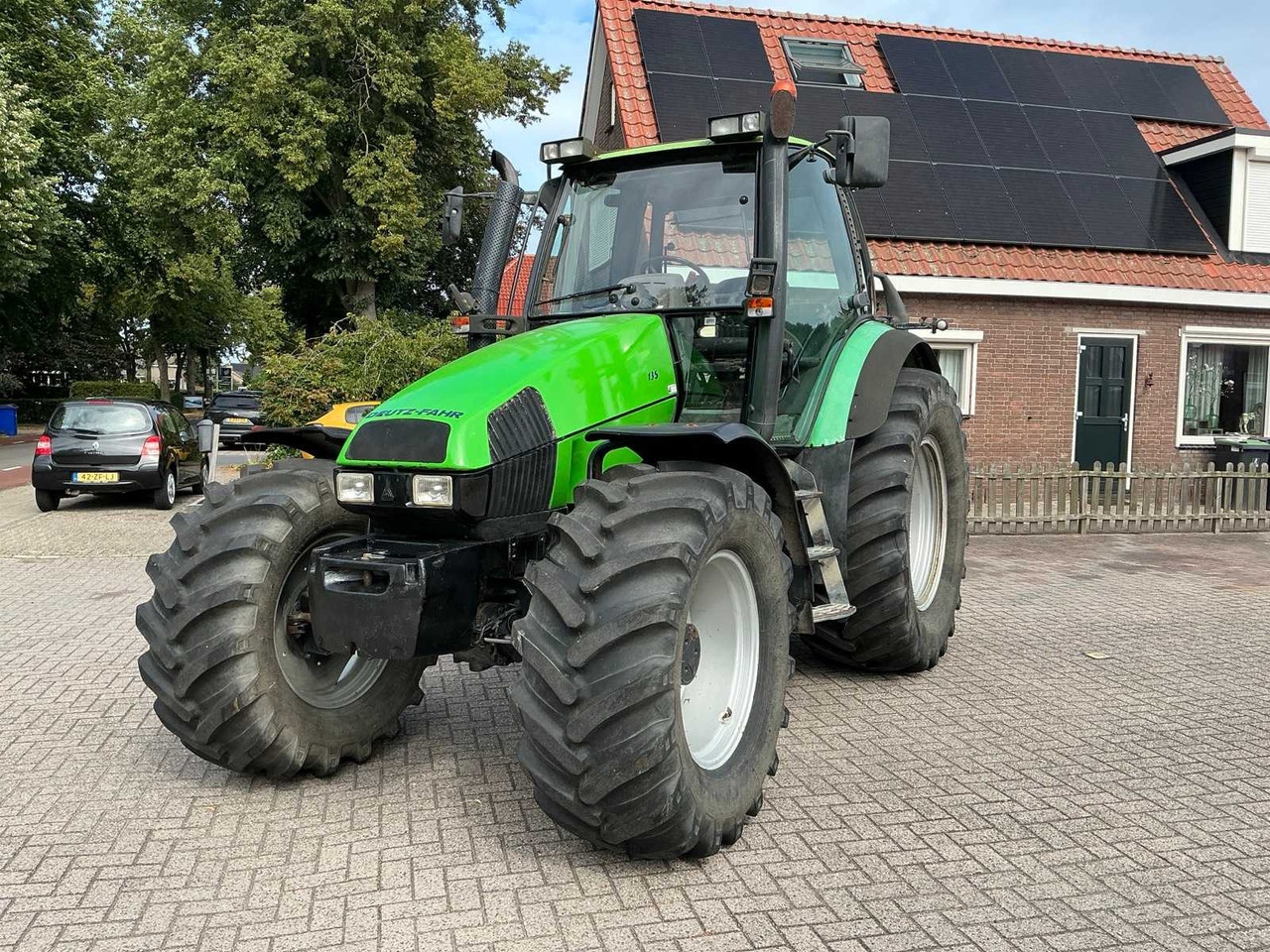 1998 DEUTZ-FAHR AGROTRON 135 MK 2 ALL-WHEEL DRIVE FARM TRACTOR - Traktor: slika 1998 DEUTZ-FAHR AGROTRON 135 MK 2 ALL-WHEEL DRIVE FARM TRACTOR - Traktor 1998 DEUTZ-FAHR AGROTRON 135 MK 2 ALL-WHEEL DRIVE FARM TRACTOR - Traktor: slika 1998 DEUTZ-FAHR AGROTRON 135 MK 2 ALL-WHEEL DRIVE FARM TRACTOR - Traktor