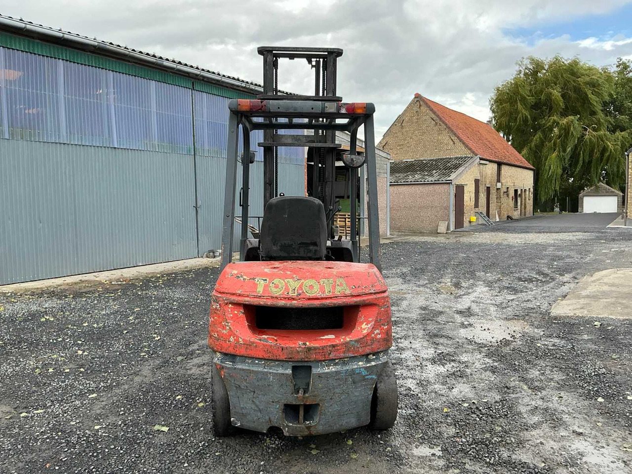 2000 TOYOTA 62-7FDF25 FORKLIFT - Viličar: slika 2000 TOYOTA 62-7FDF25 FORKLIFT - Viličar 2000 TOYOTA 62-7FDF25 FORKLIFT - Viličar: slika 2000 TOYOTA 62-7FDF25 FORKLIFT - Viličar