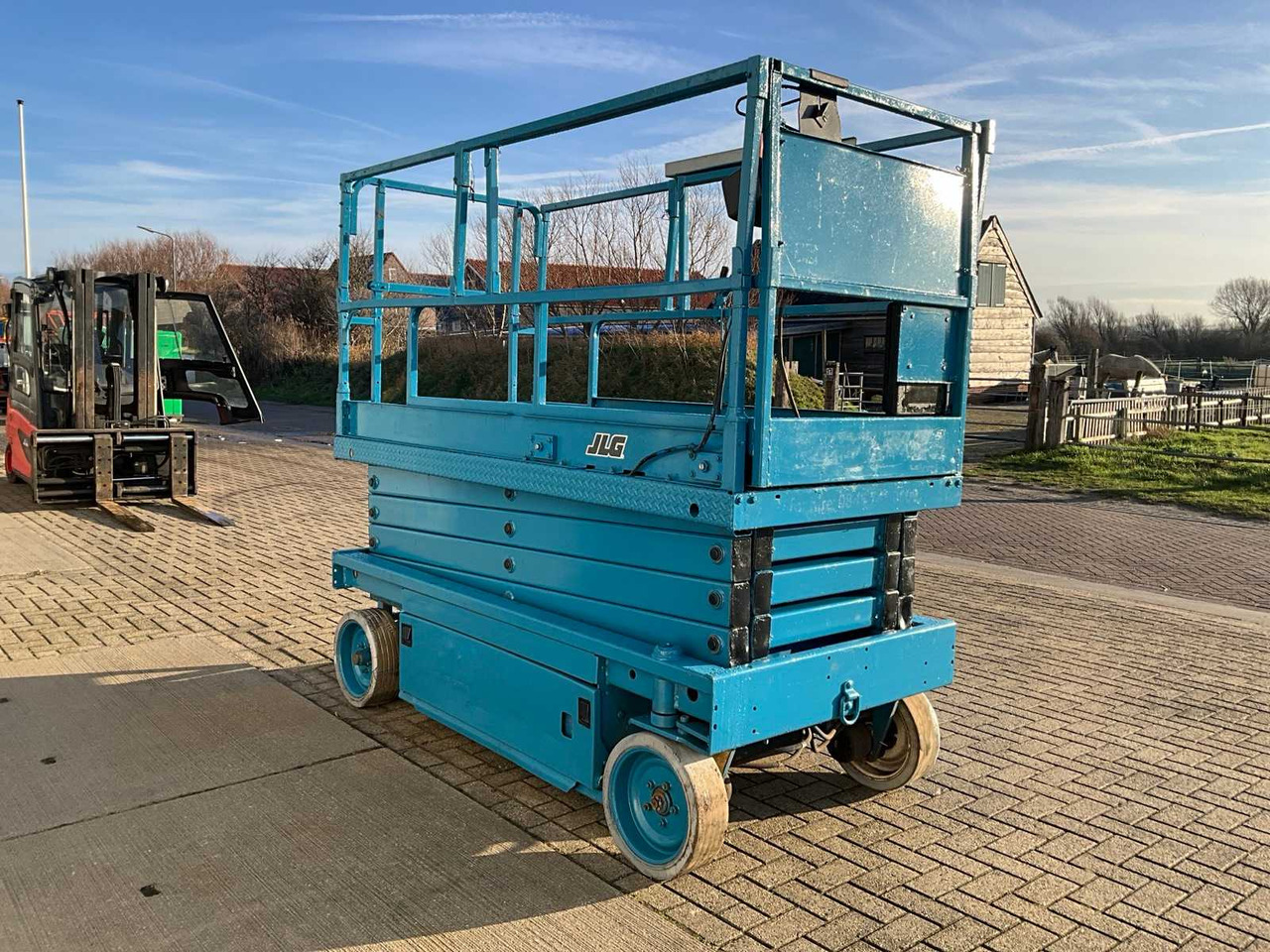 2002 JLG 2646E3 AERIAL WORK PLATFORM - Podizna platforma: slika 2002 JLG 2646E3 AERIAL WORK PLATFORM - Podizna platforma 2002 JLG 2646E3 AERIAL WORK PLATFORM - Podizna platforma: slika 2002 JLG 2646E3 AERIAL WORK PLATFORM - Podizna platforma