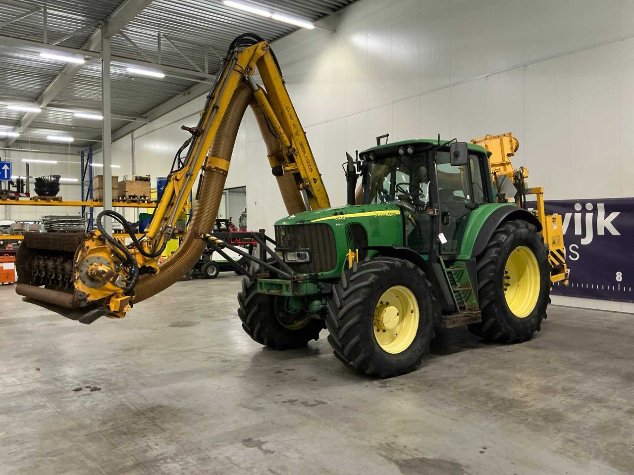 2003 JOHN DEERE 6920 FOUR-WHEEL DRIVE FARM TRACTOR + SHEPHERD - Traktor: slika 2003 JOHN DEERE 6920 FOUR-WHEEL DRIVE FARM TRACTOR + SHEPHERD - Traktor 2003 JOHN DEERE 6920 FOUR-WHEEL DRIVE FARM TRACTOR + SHEPHERD - Traktor: slika 2003 JOHN DEERE 6920 FOUR-WHEEL DRIVE FARM TRACTOR + SHEPHERD - Traktor