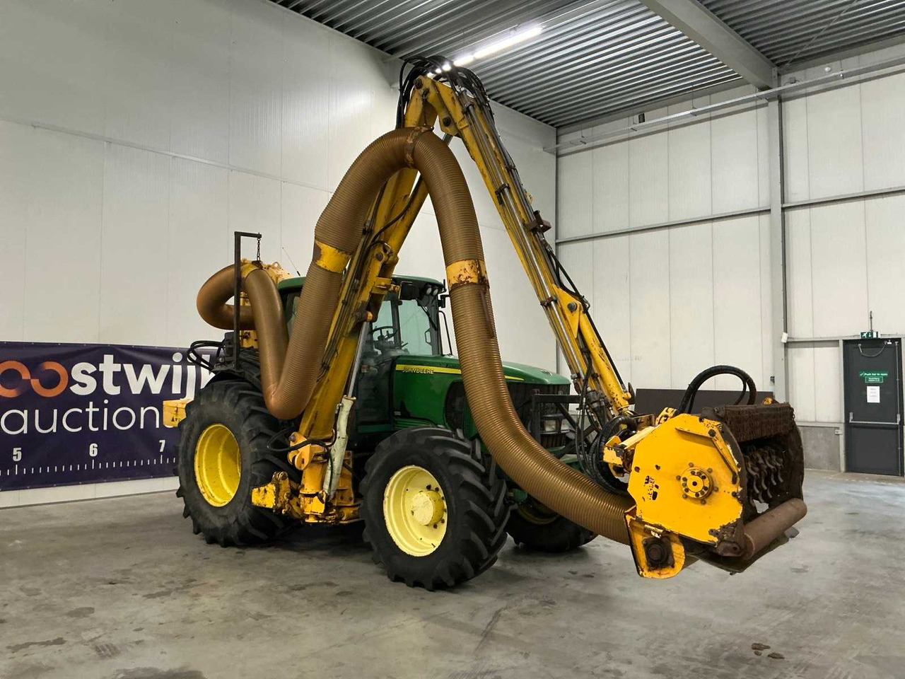 2003 JOHN DEERE 6920 FOUR-WHEEL DRIVE FARM TRACTOR + SHEPHERD - Traktor: slika 2003 JOHN DEERE 6920 FOUR-WHEEL DRIVE FARM TRACTOR + SHEPHERD - Traktor 2003 JOHN DEERE 6920 FOUR-WHEEL DRIVE FARM TRACTOR + SHEPHERD - Traktor: slika 2003 JOHN DEERE 6920 FOUR-WHEEL DRIVE FARM TRACTOR + SHEPHERD - Traktor