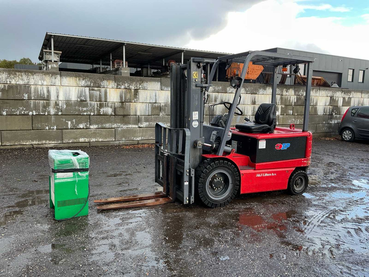 2006 CODE 30 HA-77 FORKLIFT - Viličar: slika 2006 CODE 30 HA-77 FORKLIFT - Viličar 2006 CODE 30 HA-77 FORKLIFT - Viličar: slika 2006 CODE 30 HA-77 FORKLIFT - Viličar