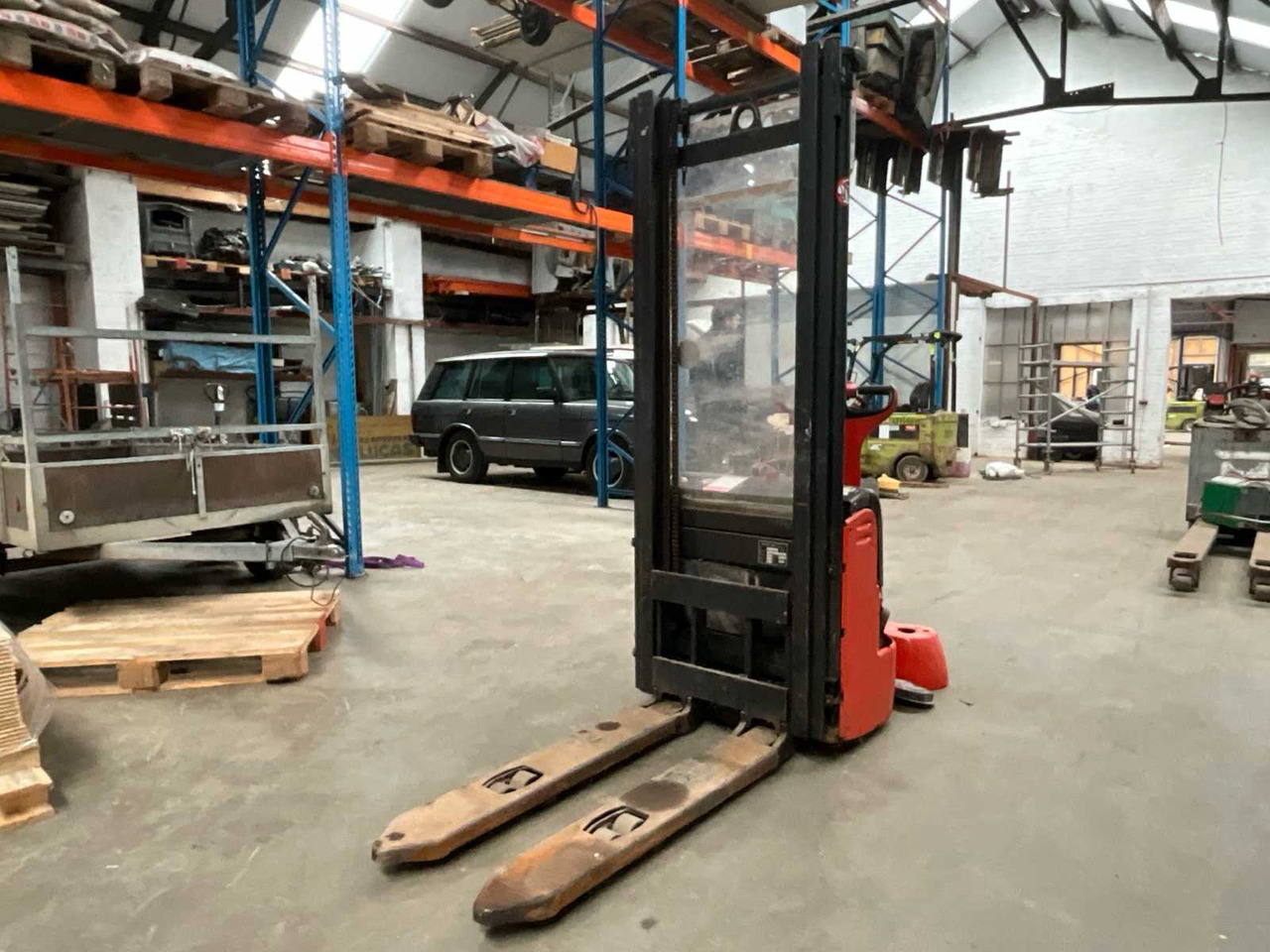 2008 FENWICK L12 FORKLIFT - Viličar: slika 2008 FENWICK L12 FORKLIFT - Viličar 2008 FENWICK L12 FORKLIFT - Viličar: slika 2008 FENWICK L12 FORKLIFT - Viličar