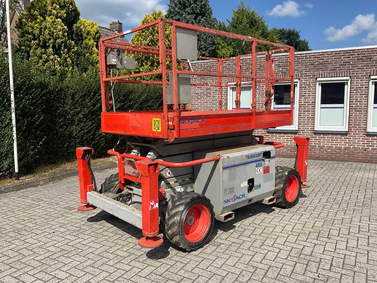 2010 SKY JACK SJ 6832 RT AERIAL PLATFORM - Podizna platforma: slika 2010 SKY JACK SJ 6832 RT AERIAL PLATFORM - Podizna platforma 2010 SKY JACK SJ 6832 RT AERIAL PLATFORM - Podizna platforma: slika 2010 SKY JACK SJ 6832 RT AERIAL PLATFORM - Podizna platforma