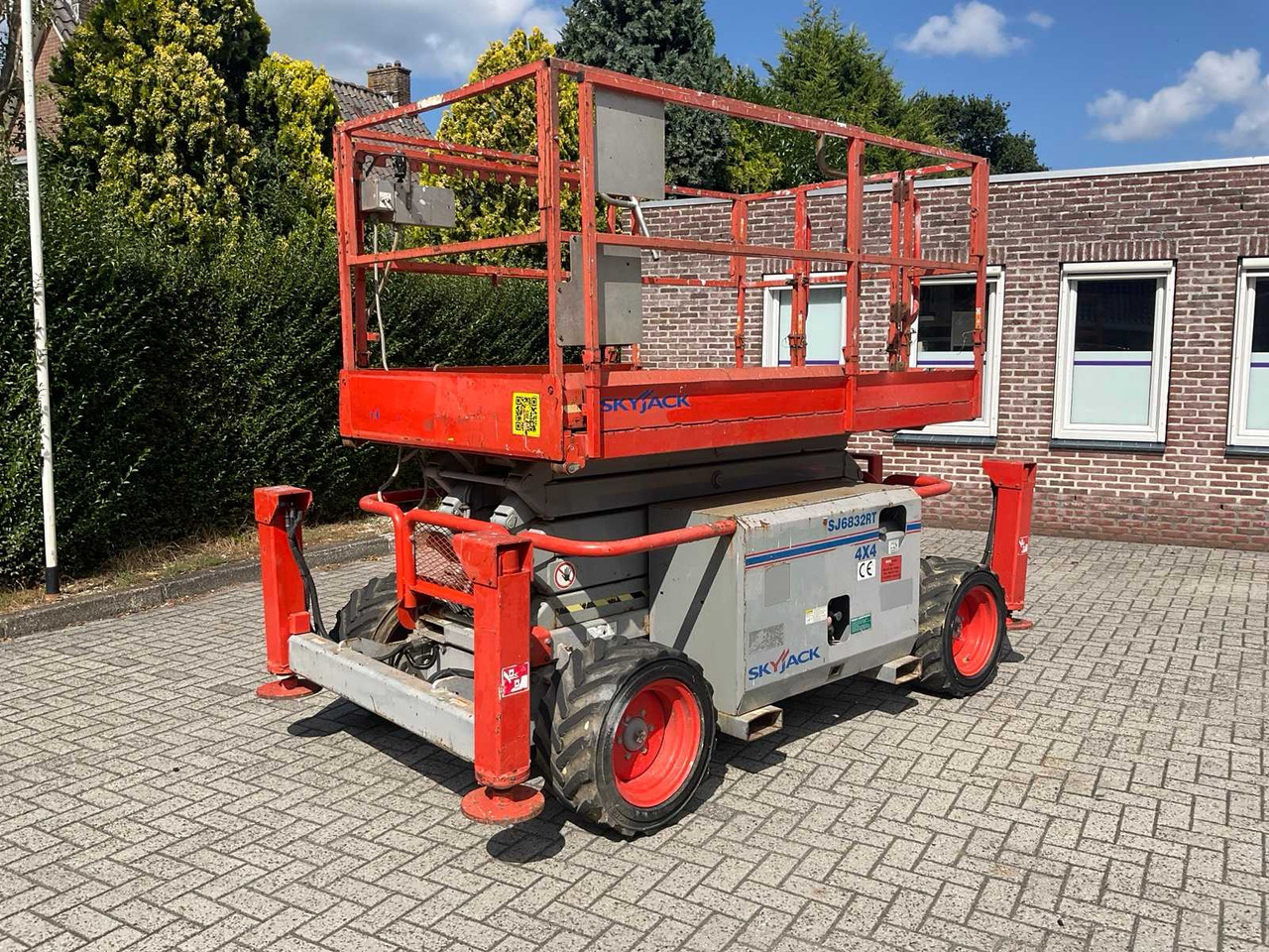2010 SKY JACK SJ 6832 RT AERIAL PLATFORM - Podizna platforma: slika 2010 SKY JACK SJ 6832 RT AERIAL PLATFORM - Podizna platforma 2010 SKY JACK SJ 6832 RT AERIAL PLATFORM - Podizna platforma: slika 2010 SKY JACK SJ 6832 RT AERIAL PLATFORM - Podizna platforma