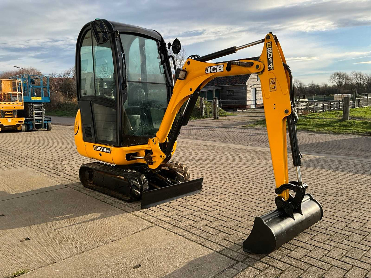 2011 JCB 8014 CTS MINI EXCAVATOR - Mini bager: slika 2011 JCB 8014 CTS MINI EXCAVATOR - Mini bager 2011 JCB 8014 CTS MINI EXCAVATOR - Mini bager: slika 2011 JCB 8014 CTS MINI EXCAVATOR - Mini bager