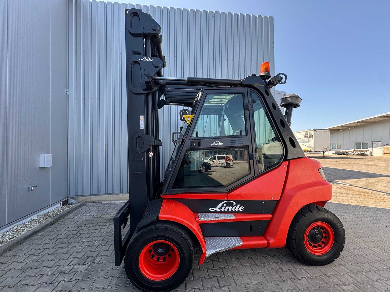 2012 UVV 08/2026 LINDE H60D 6,000KG 3RD + 4TH VALVE DIESEL FORKLIFT 13,507 HOURS - Viličar: slika 2012 UVV 08/2026 LINDE H60D 6,000KG 3RD + 4TH VALVE DIESEL FORKLIFT 13,507 HOURS - Viličar 2012 UVV 08/2026 LINDE H60D 6,000KG 3RD + 4TH VALVE DIESEL FORKLIFT 13,507 HOURS - Viličar: slika 2012 UVV 08/2026 LINDE H60D 6,000KG 3RD + 4TH VALVE DIESEL FORKLIFT 13,507 HOURS - Viličar