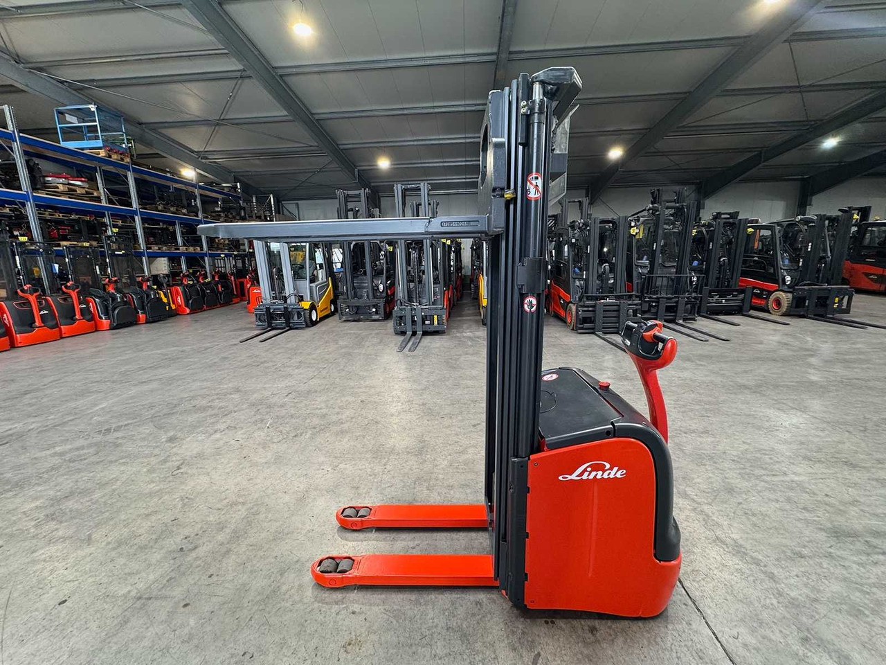 2014 SERVICE +UVV 09/2026 LINDE L14 1.400KG TRIPLEX 470CM PALLET TRUCK ANT 1.982 HOURS - Viličar: slika 2014 SERVICE +UVV 09/2026 LINDE L14 1.400KG TRIPLEX 470CM PALLET TRUCK ANT 1.982 HOURS - Viličar 2014 SERVICE +UVV 09/2026 LINDE L14 1.400KG TRIPLEX 470CM PALLET TRUCK ANT 1.982 HOURS - Viličar: slika 2014 SERVICE +UVV 09/2026 LINDE L14 1.400KG TRIPLEX 470CM PALLET TRUCK ANT 1.982 HOURS - Viličar