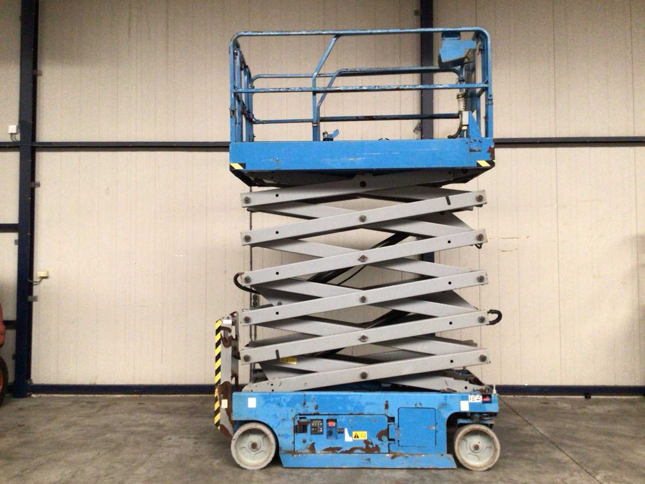 2015 GENIE GS4047 SCISSOR LIFT - Podizna platforma: slika 2015 GENIE GS4047 SCISSOR LIFT - Podizna platforma 2015 GENIE GS4047 SCISSOR LIFT - Podizna platforma: slika 2015 GENIE GS4047 SCISSOR LIFT - Podizna platforma