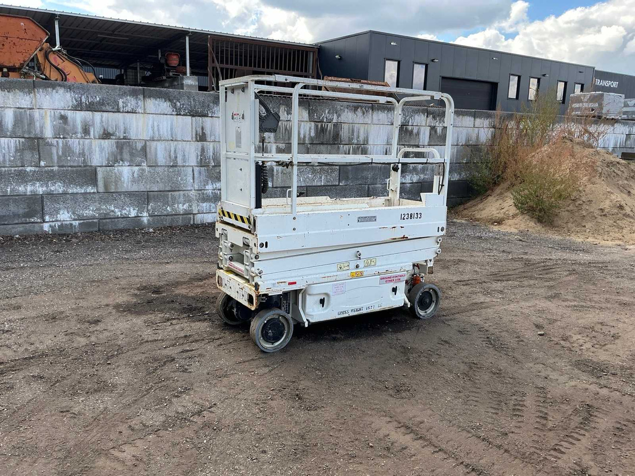 2015 JLG 1930ES SCISSOR LIFT - Podizna platforma: slika 2015 JLG 1930ES SCISSOR LIFT - Podizna platforma 2015 JLG 1930ES SCISSOR LIFT - Podizna platforma: slika 2015 JLG 1930ES SCISSOR LIFT - Podizna platforma