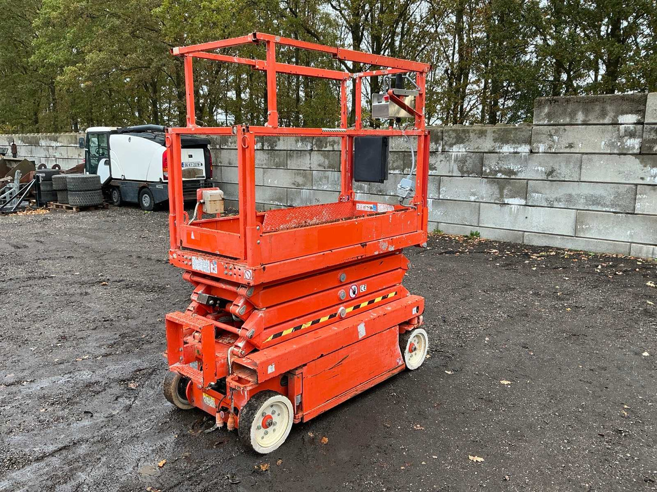 2015 SKYJACK SJ 111 3219 AERIAL PLATFORM - Podizna platforma: slika 2015 SKYJACK SJ 111 3219 AERIAL PLATFORM - Podizna platforma 2015 SKYJACK SJ 111 3219 AERIAL PLATFORM - Podizna platforma: slika 2015 SKYJACK SJ 111 3219 AERIAL PLATFORM - Podizna platforma