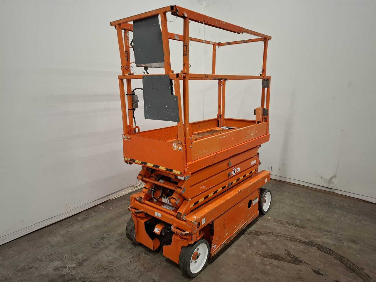 2015 SKYJACK SJ3219 AERIAL PLATFORM - Podizna platforma: slika 2015 SKYJACK SJ3219 AERIAL PLATFORM - Podizna platforma 2015 SKYJACK SJ3219 AERIAL PLATFORM - Podizna platforma: slika 2015 SKYJACK SJ3219 AERIAL PLATFORM - Podizna platforma