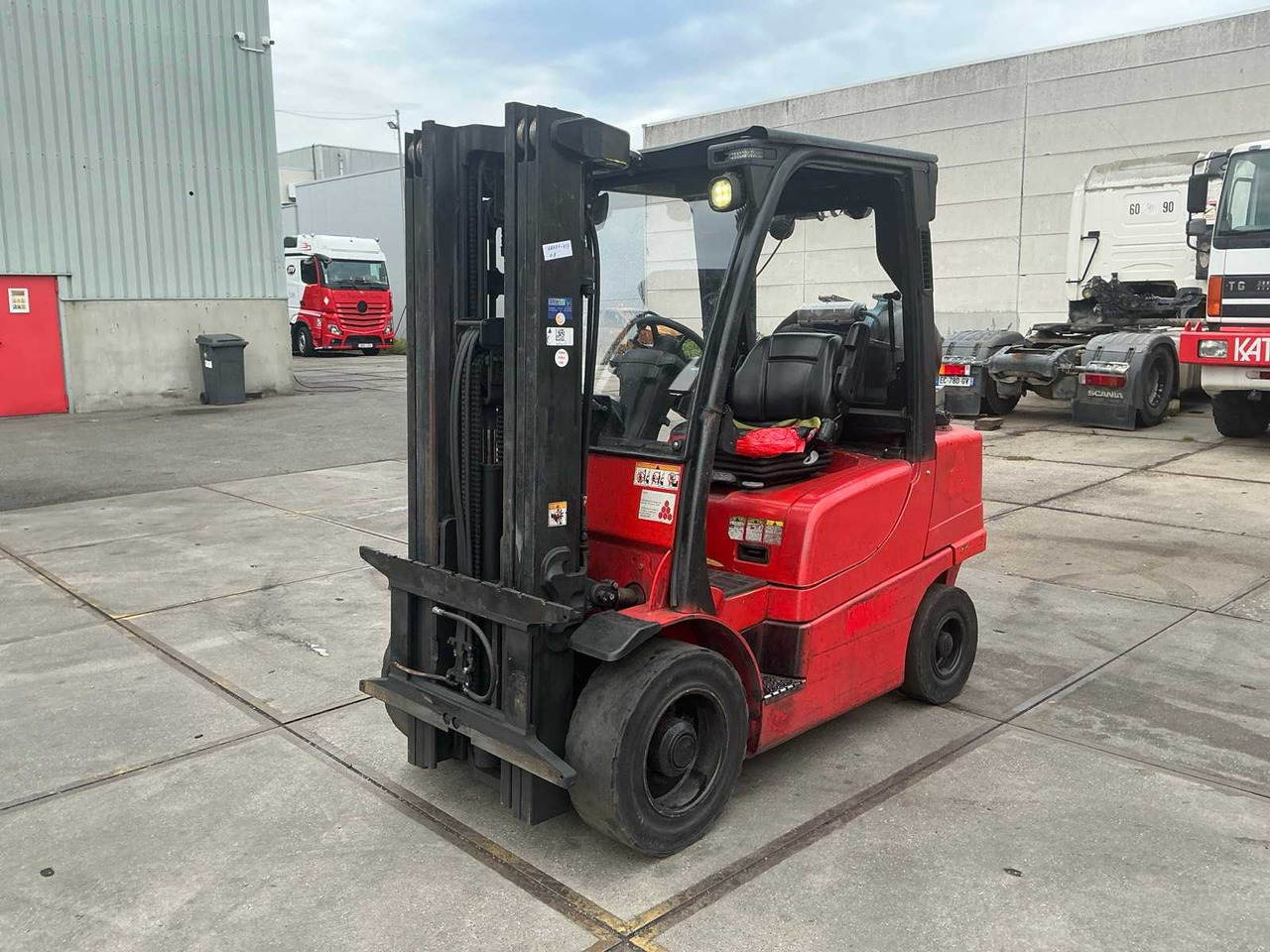 2016 HYSTER H3.0FT FORKLIFT (68031-457) - Viličar: slika 2016 HYSTER H3.0FT FORKLIFT (68031-457) - Viličar 2016 HYSTER H3.0FT FORKLIFT (68031-457) - Viličar: slika 2016 HYSTER H3.0FT FORKLIFT (68031-457) - Viličar