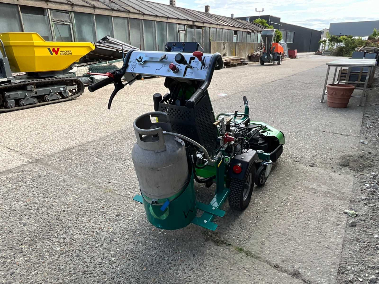 Oprema za vrt 2016 Kersten / Weed Control Tractton Compact / Air Combi Compact: slika Oprema za vrt 2016 Kersten / Weed Control Tractton Compact / Air Combi Compact