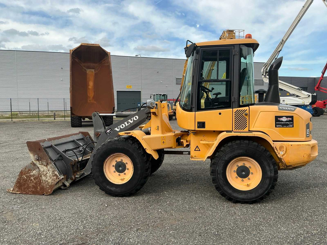 2016 VOLVO L35G SHOVEL - Utovarivač na kotačima: slika 2016 VOLVO L35G SHOVEL - Utovarivač na kotačima 2016 VOLVO L35G SHOVEL - Utovarivač na kotačima: slika 2016 VOLVO L35G SHOVEL - Utovarivač na kotačima