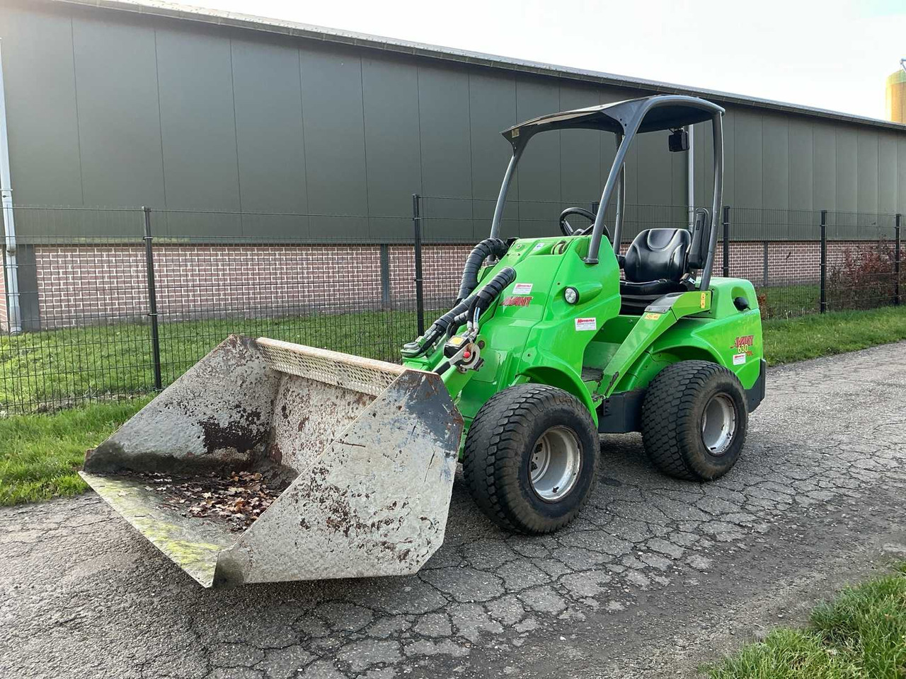 2017 AVANT M630 SHOVEL - Utovarivač na kotačima: slika 2017 AVANT M630 SHOVEL - Utovarivač na kotačima 2017 AVANT M630 SHOVEL - Utovarivač na kotačima: slika 2017 AVANT M630 SHOVEL - Utovarivač na kotačima