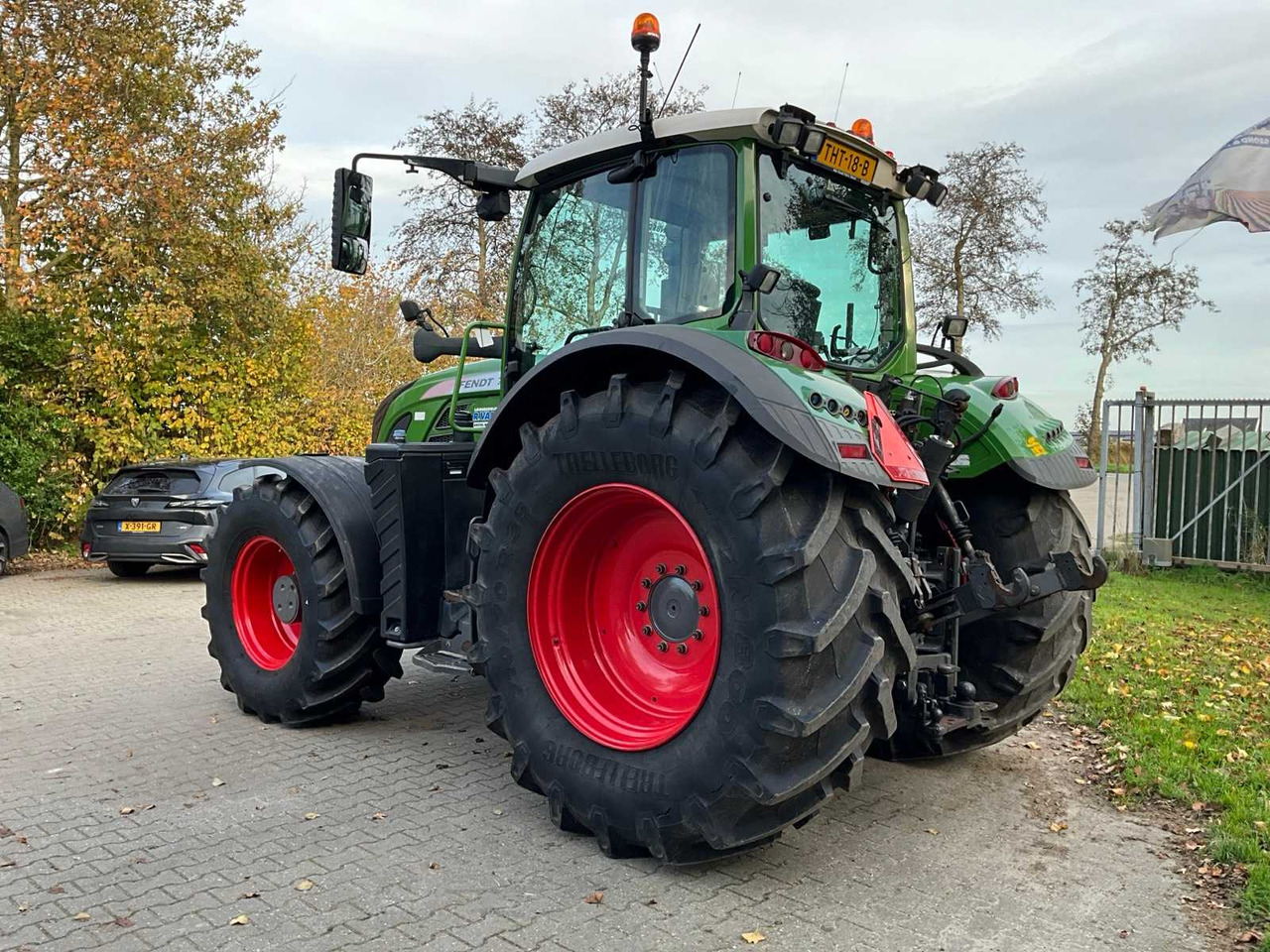 2017 FENDT 720 VARIO ALL-WHEEL DRIVE AGRICULTURAL TRACTOR - Traktor: slika 2017 FENDT 720 VARIO ALL-WHEEL DRIVE AGRICULTURAL TRACTOR - Traktor 2017 FENDT 720 VARIO ALL-WHEEL DRIVE AGRICULTURAL TRACTOR - Traktor: slika 2017 FENDT 720 VARIO ALL-WHEEL DRIVE AGRICULTURAL TRACTOR - Traktor