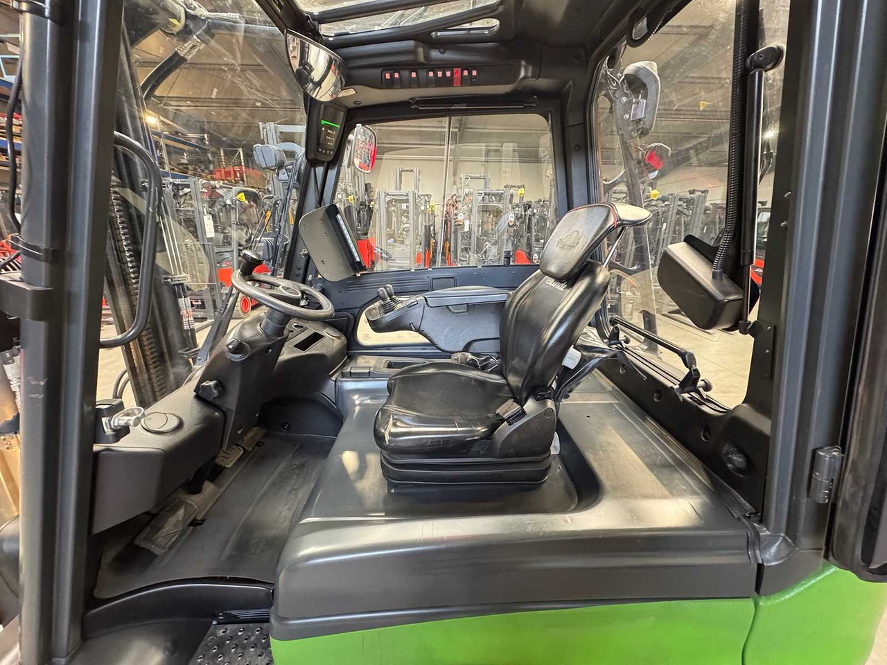 Viličar 2017 SERVICE + UVV 07/2026 LINDE E25L 2.500KG EVO 3.+4.: slika Viličar 2017 SERVICE + UVV 07/2026 LINDE E25L 2.500KG EVO 3.+4. Viličar 2017 SERVICE + UVV 07/2026 LINDE E25L 2.500KG EVO 3.+4.: slika Viličar 2017 SERVICE + UVV 07/2026 LINDE E25L 2.500KG EVO 3.+4.