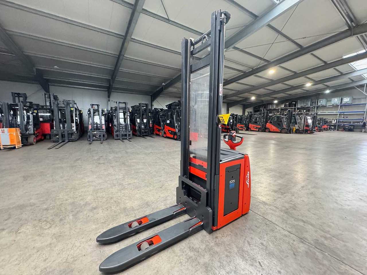 2018 SERVICE +UVV 09/2026 LINDE L14 LITHIUM LI-ION 1.400KG PALLET TRUCK ANT 2.300 HOURS - Viličar: slika 2018 SERVICE +UVV 09/2026 LINDE L14 LITHIUM LI-ION 1.400KG PALLET TRUCK ANT 2.300 HOURS - Viličar 2018 SERVICE +UVV 09/2026 LINDE L14 LITHIUM LI-ION 1.400KG PALLET TRUCK ANT 2.300 HOURS - Viličar: slika 2018 SERVICE +UVV 09/2026 LINDE L14 LITHIUM LI-ION 1.400KG PALLET TRUCK ANT 2.300 HOURS - Viličar