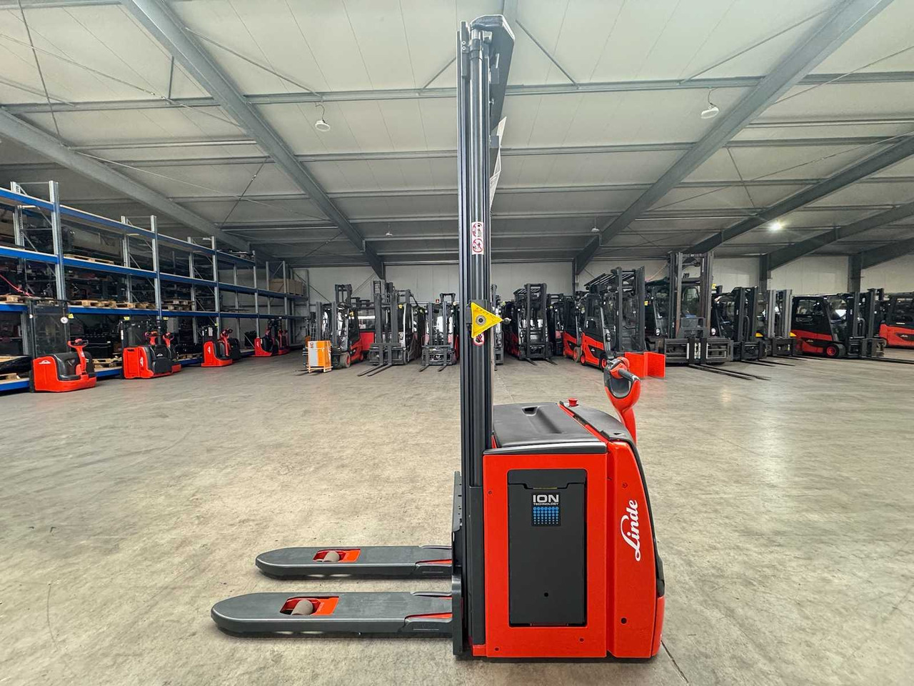 2018 SERVICE +UVV 09/2026 LINDE L14 LITHIUM LI-ION 1,400KG PALLET TRUCK ANT 2,765 HOURS - Viličar: slika 2018 SERVICE +UVV 09/2026 LINDE L14 LITHIUM LI-ION 1,400KG PALLET TRUCK ANT 2,765 HOURS - Viličar 2018 SERVICE +UVV 09/2026 LINDE L14 LITHIUM LI-ION 1,400KG PALLET TRUCK ANT 2,765 HOURS - Viličar: slika 2018 SERVICE +UVV 09/2026 LINDE L14 LITHIUM LI-ION 1,400KG PALLET TRUCK ANT 2,765 HOURS - Viličar