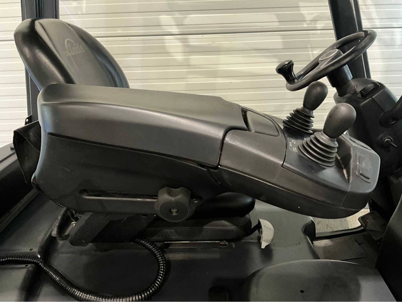 Viličar 2019 LINDE E18PH-02 1800KG FORKLIFT: slika Viličar 2019 LINDE E18PH-02 1800KG FORKLIFT