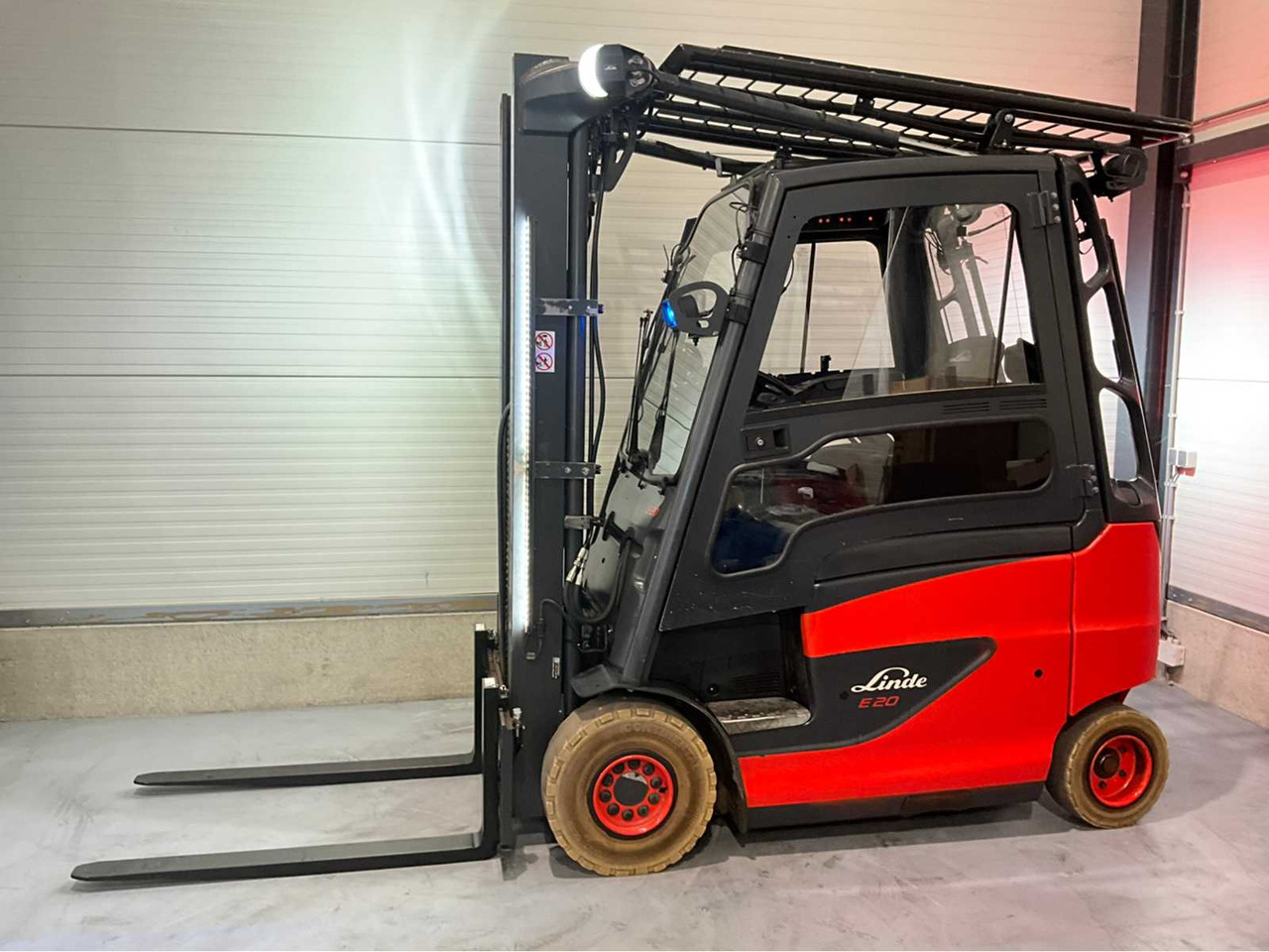 2020 LINDE E20-01/600 2000KG PACKED FORKLIFT TRUCK - Viličar: slika 2020 LINDE E20-01/600 2000KG PACKED FORKLIFT TRUCK - Viličar 2020 LINDE E20-01/600 2000KG PACKED FORKLIFT TRUCK - Viličar: slika 2020 LINDE E20-01/600 2000KG PACKED FORKLIFT TRUCK - Viličar