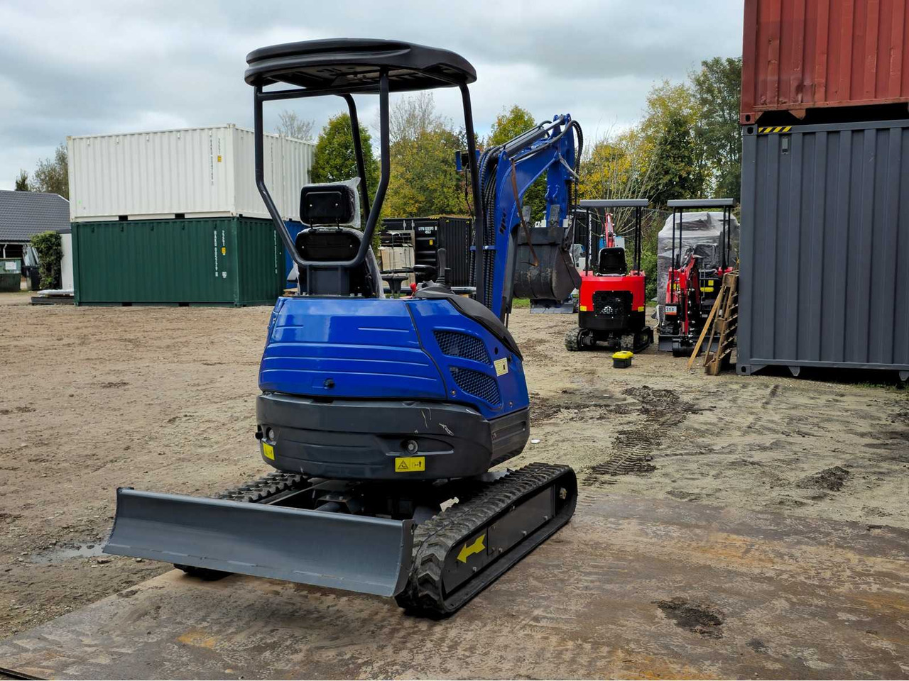 2025 - JPC HT25 MINI EXCAVATOR - Mini bager: slika 2025 - JPC HT25 MINI EXCAVATOR - Mini bager 2025 - JPC HT25 MINI EXCAVATOR - Mini bager: slika 2025 - JPC HT25 MINI EXCAVATOR - Mini bager